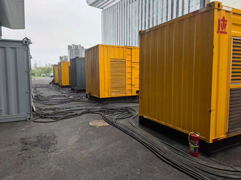 乌达不同季节柴油发电机组保养有哪些注意事项?