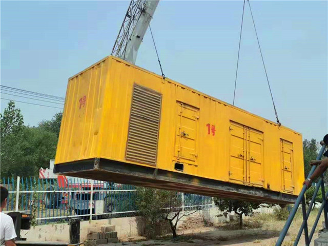 乌达300KW柴油发电机组油耗是多少？